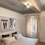 Flora Apartment